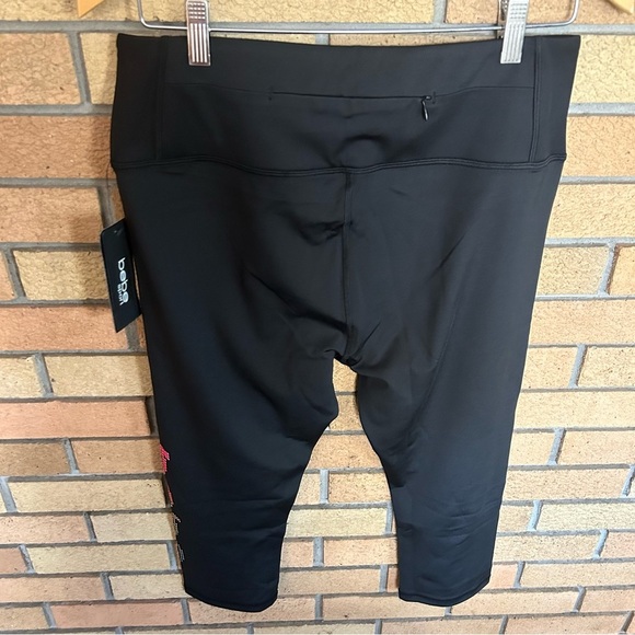NWT Bebe Sport Rainbow Dot Capri Athletic Leggings Size 1X - Picture 4 of 5